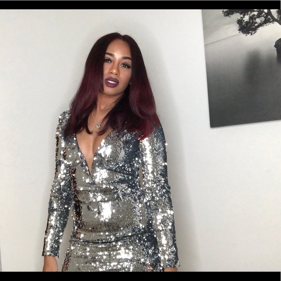 Dress - Picture 2 of 2